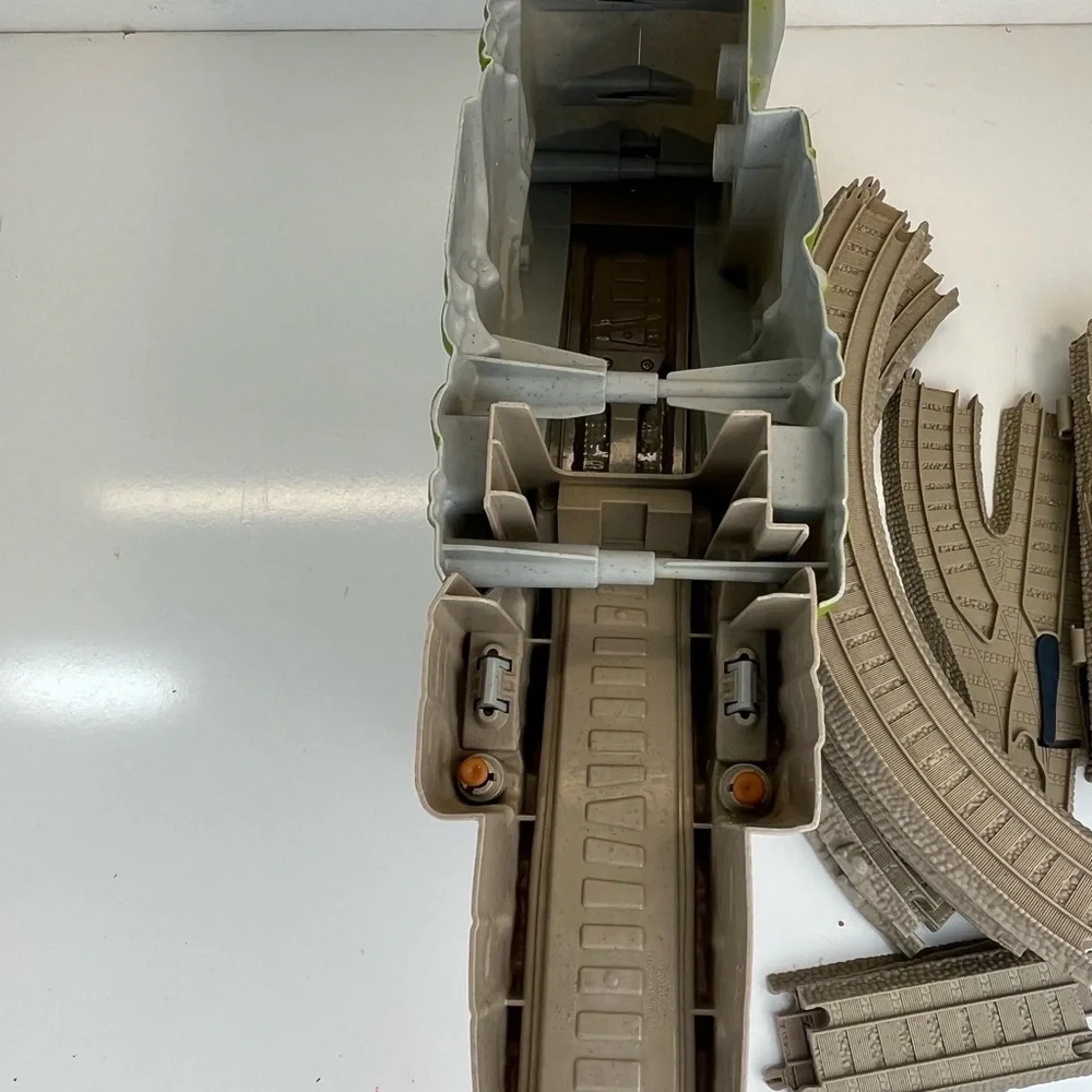 Castle Quest Abandoned Mine Replacement Thomas & Friends TrackMaster Train Track